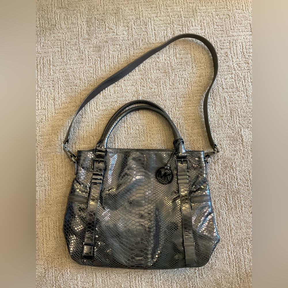 🩶 🌟 Michael Kors Dark Grey Snakeskin Embossed Shoulder Tote Bag Purse Luxury